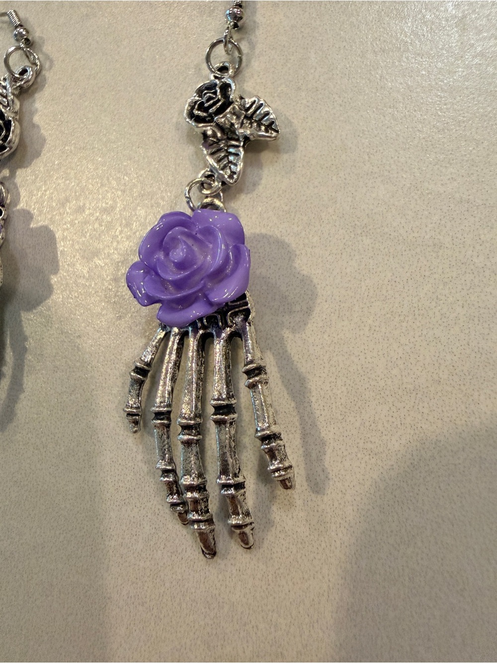 Gothic Skull Hand Earrings Purple Rose Flower - Unique - NEW - Picture 3 of 5